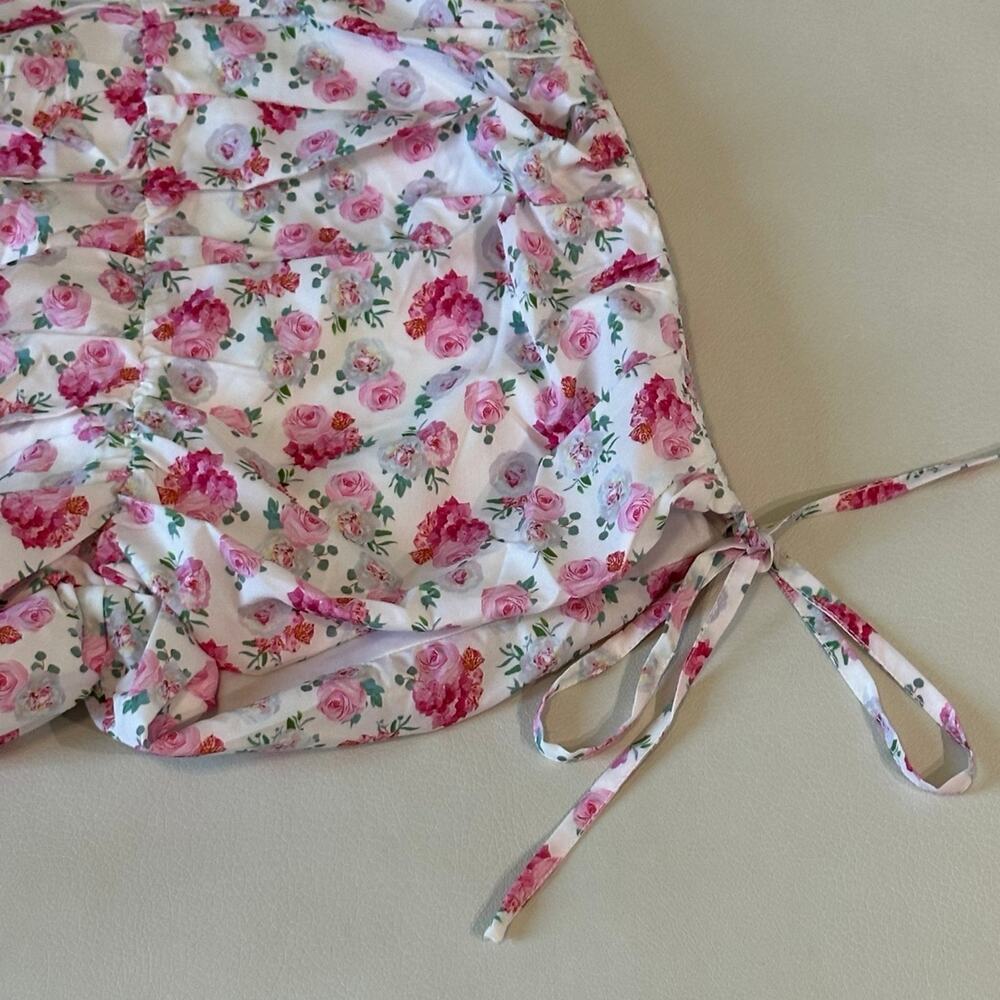 Tiger Mist Floral Ruched Shorts - Picture 5 of 7